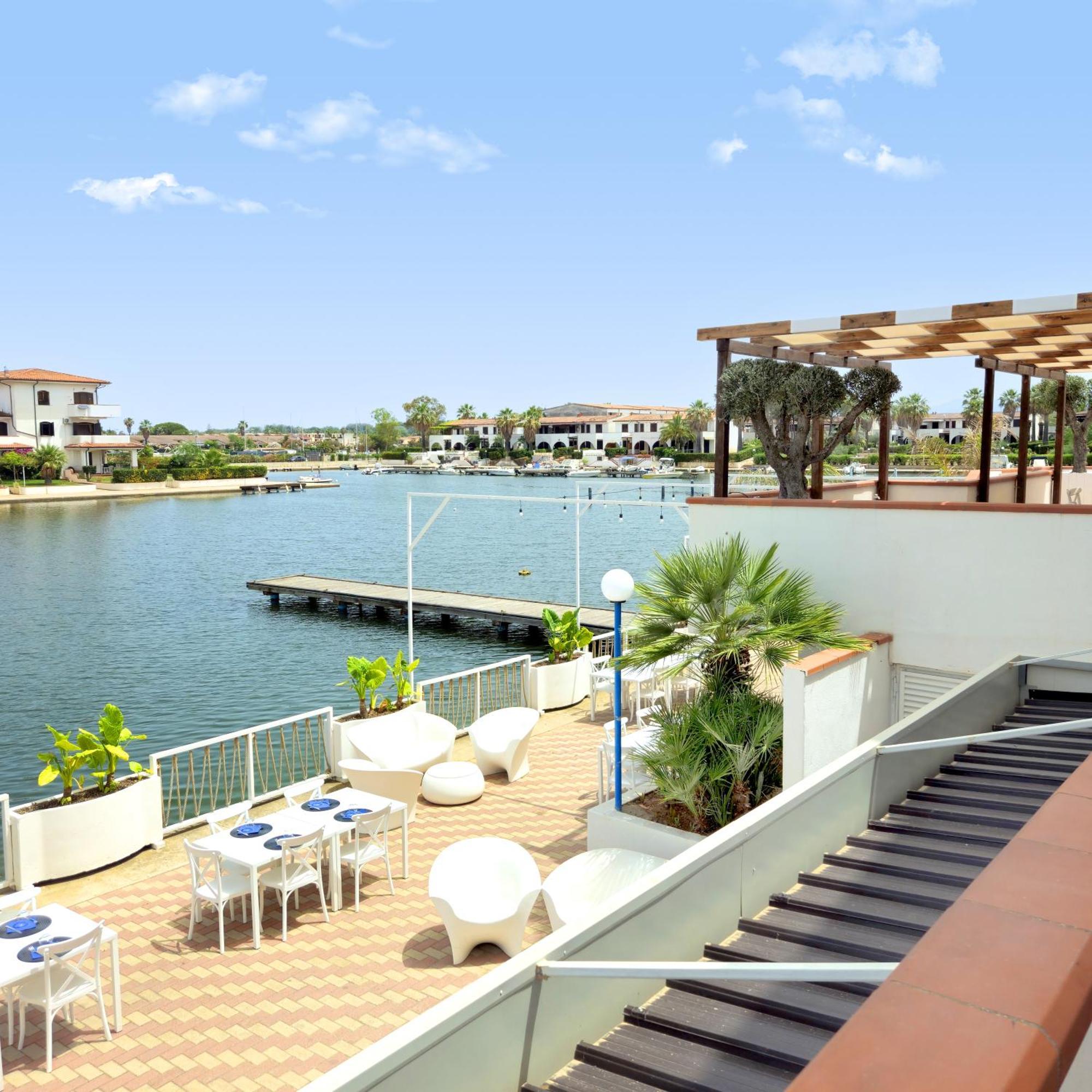 Aparthotel Casa Vacanze Lux By White I Casoni Exterior foto